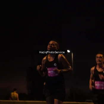 Runner Photo 2772752