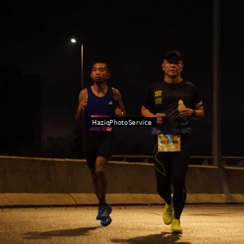 Runner Photo 2772800