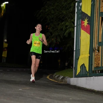 Runner Photo 2773861