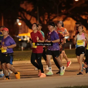 Runner Photo 2774025