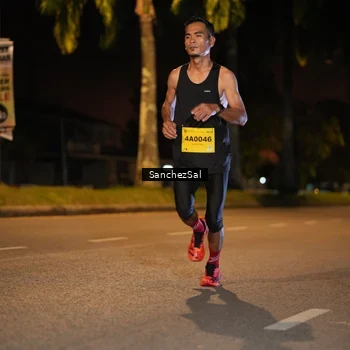 Runner Photo 2774044