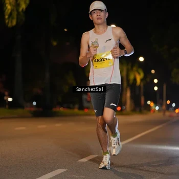 Runner Photo 2774047