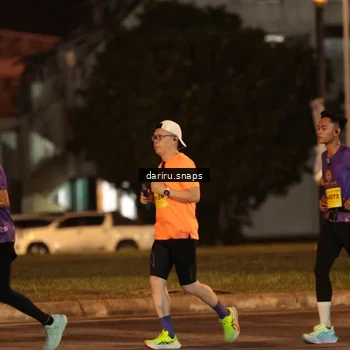 Runner Photo 2774095