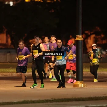 Runner Photo 2774353