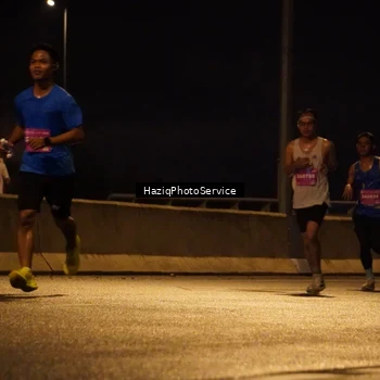Runner Photo 2774386