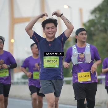 Runner Photo 2774424