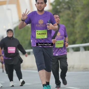 Runner Photo 2774613
