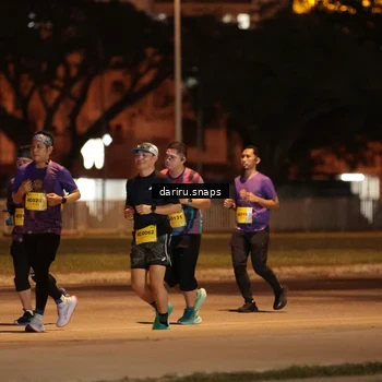 Runner Photo 2774746