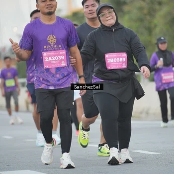 Runner Photo 2774769