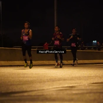 Runner Photo 2774816