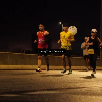 Runner Photo 2774971