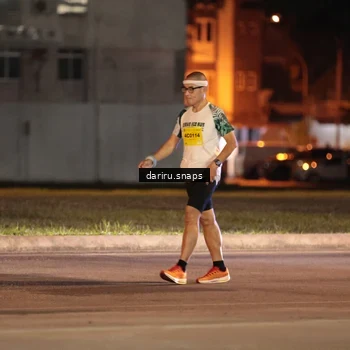 Runner Photo 2775098