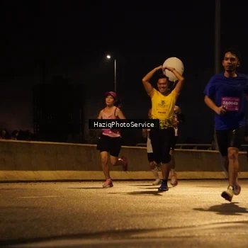 Runner Photo 2775740
