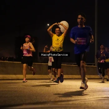 Runner Photo 2775776