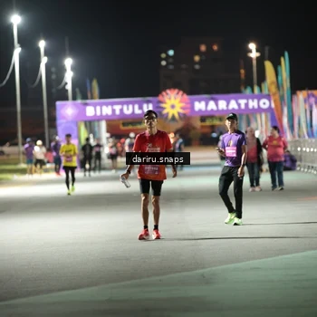 Runner Photo 2776006