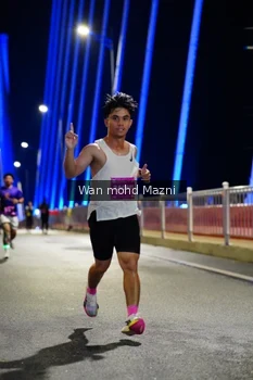 Runner Photo 2776221