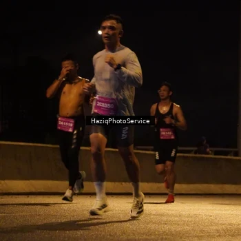 Runner Photo 2776250
