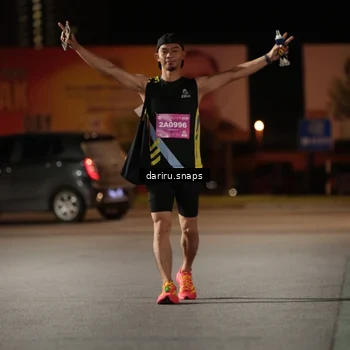 Runner Photo 2776261
