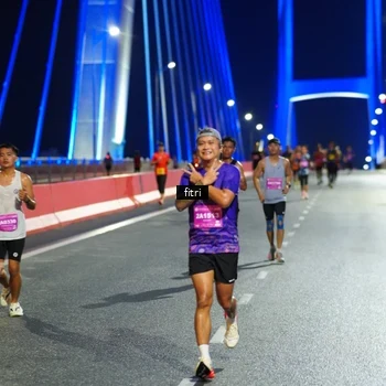 Runner Photo 2776367