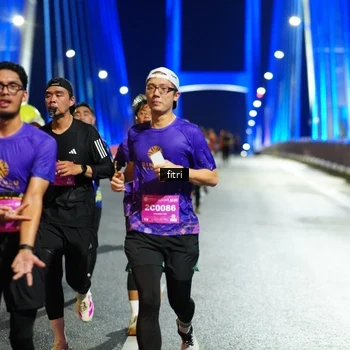 Runner Photo 2776379