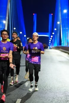Runner Photo 2776384