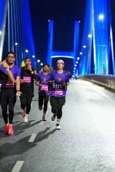 Runner Photo 2776392