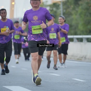Runner Photo 2776409