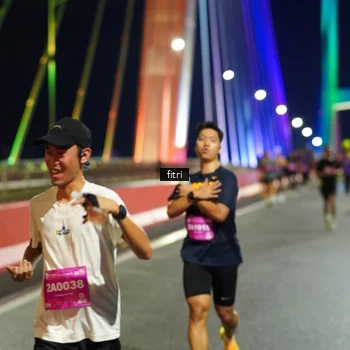 Runner Photo 2776729