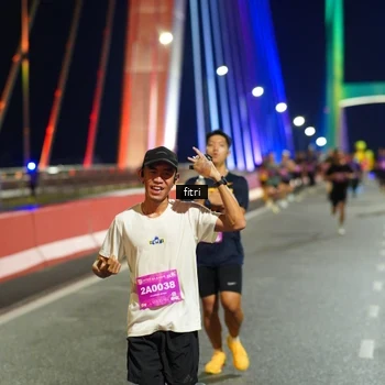 Runner Photo 2776750
