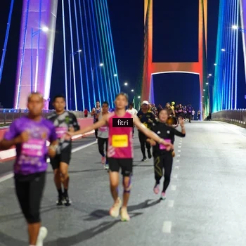 Runner Photo 2776903