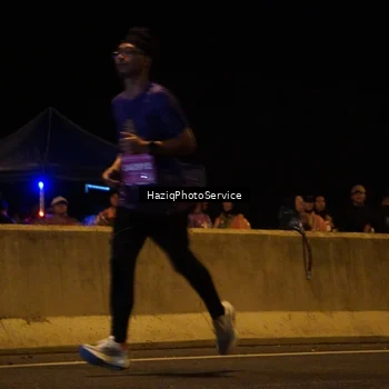 Runner Photo 2777035