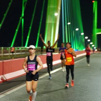 Runner Photo 2777490