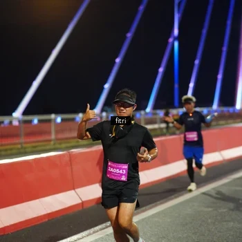 Runner Photo 2777665
