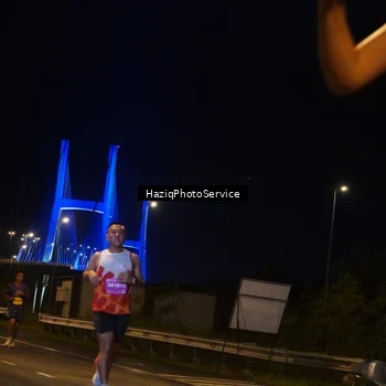 Runner Photo 2777755