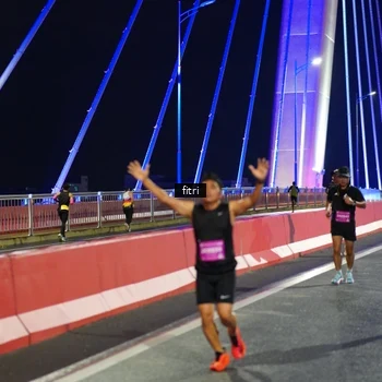 Runner Photo 2777776