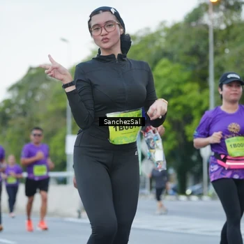 Runner Photo 2777819