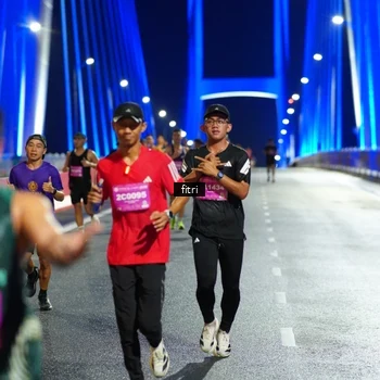 Runner Photo 2777885