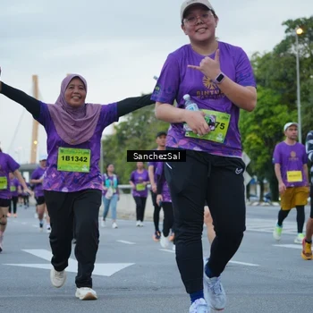Runner Photo 2778176