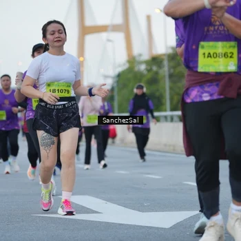 Runner Photo 2778819