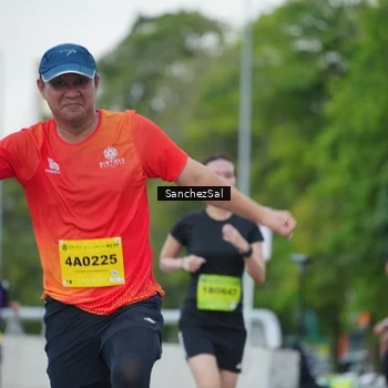 Runner Photo 2779422