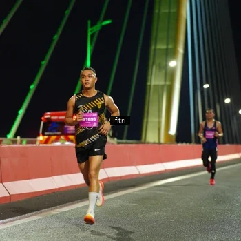 Runner Photo 2779972