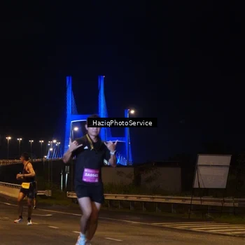 Runner Photo 2779990