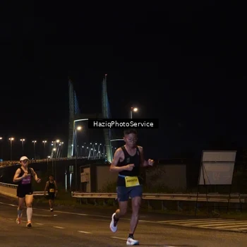 Runner Photo 2780020