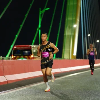 Runner Photo 2780041