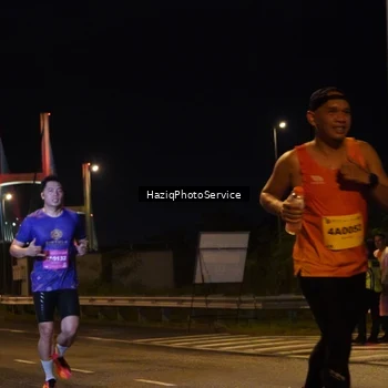 Runner Photo 2780777