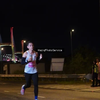 Runner Photo 2780983