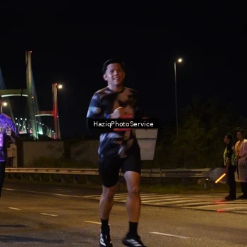 Runner Photo 2781068