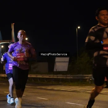 Runner Photo 2781150