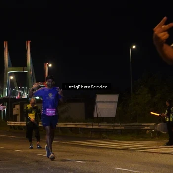 Runner Photo 2781869