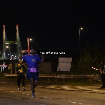 Runner Photo 2781888